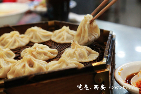 西安饮食，千年烟火淬炼的舌尖史诗