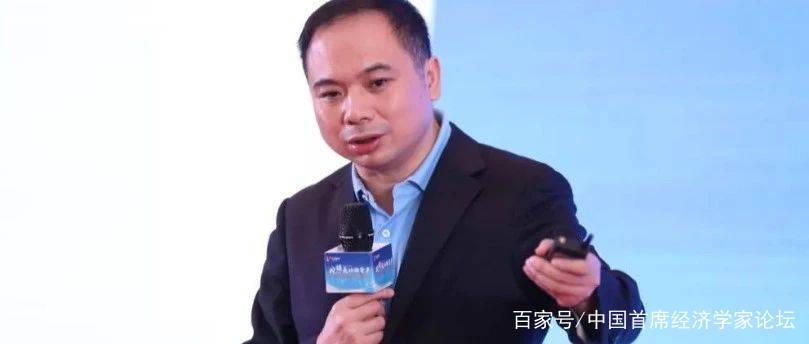 刘煜辉，在宏观的刀锋上跳舞的思想者