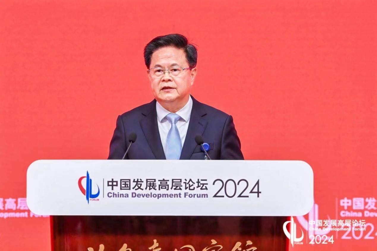 郑栅洁,从地方治理到国家经济掌舵者的实干之路 郑栅洁,从地方治理到国家经济掌舵者的实干之路