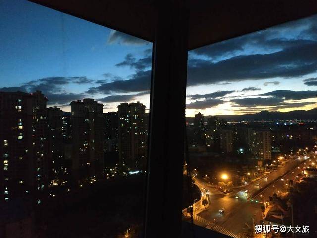 南网接入DeepSeek,当万家灯火背后站着一个超级大脑 南网接入DeepSeek,当万家灯火背后站着一个超级大脑