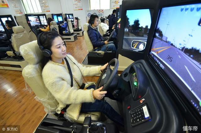 政策春风频吹，充换电设施建设驶入快车道
