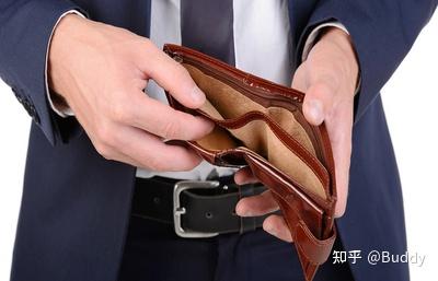 美国人正在变穷，神话的褪色与钱包的真相