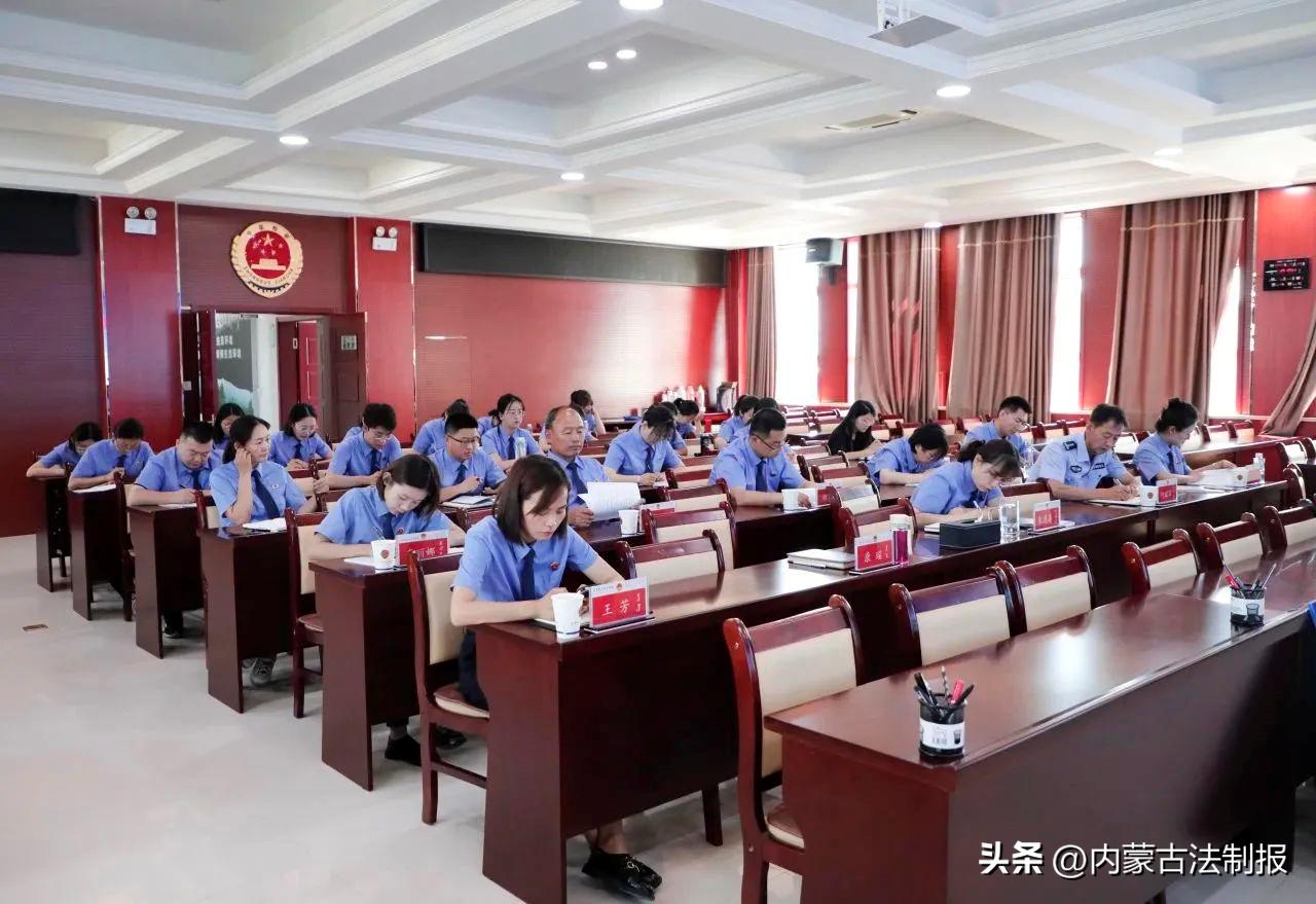 一纸警示函背后，董事长被点名，公司治理警钟为谁而鸣？